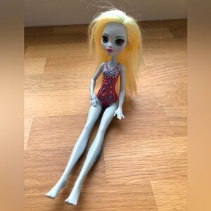 2017 MONSTER HIGH Lagoona Blue Doll Excellent Used Condition